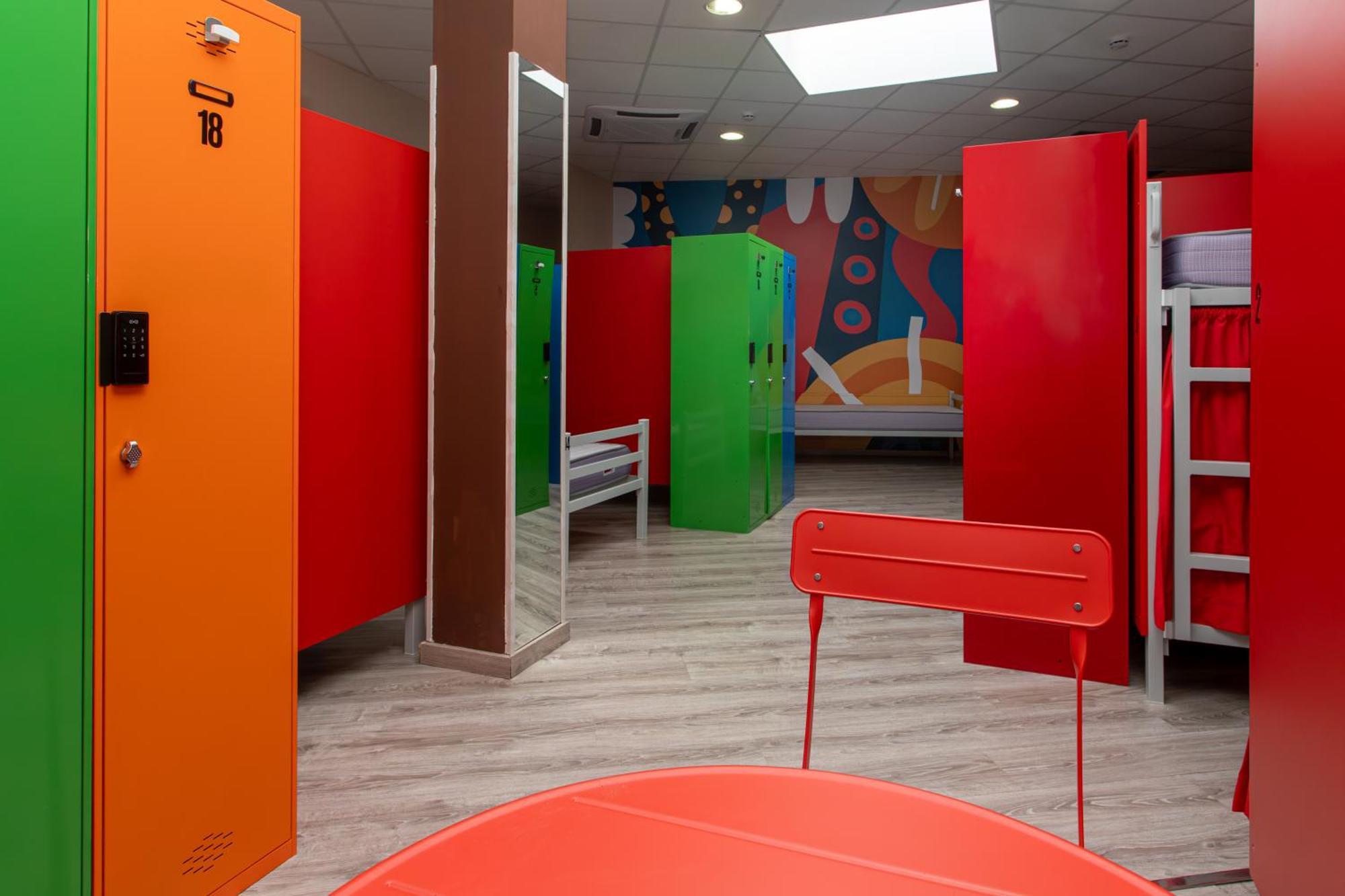 Albergue Hostel Льянес Экстерьер фото