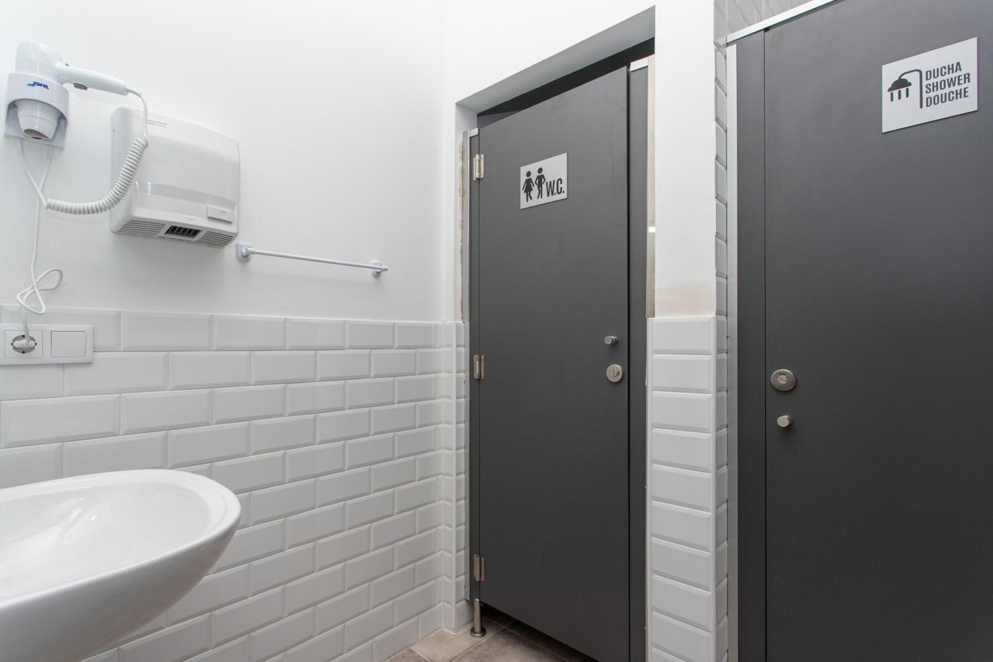 Albergue Hostel Льянес Экстерьер фото