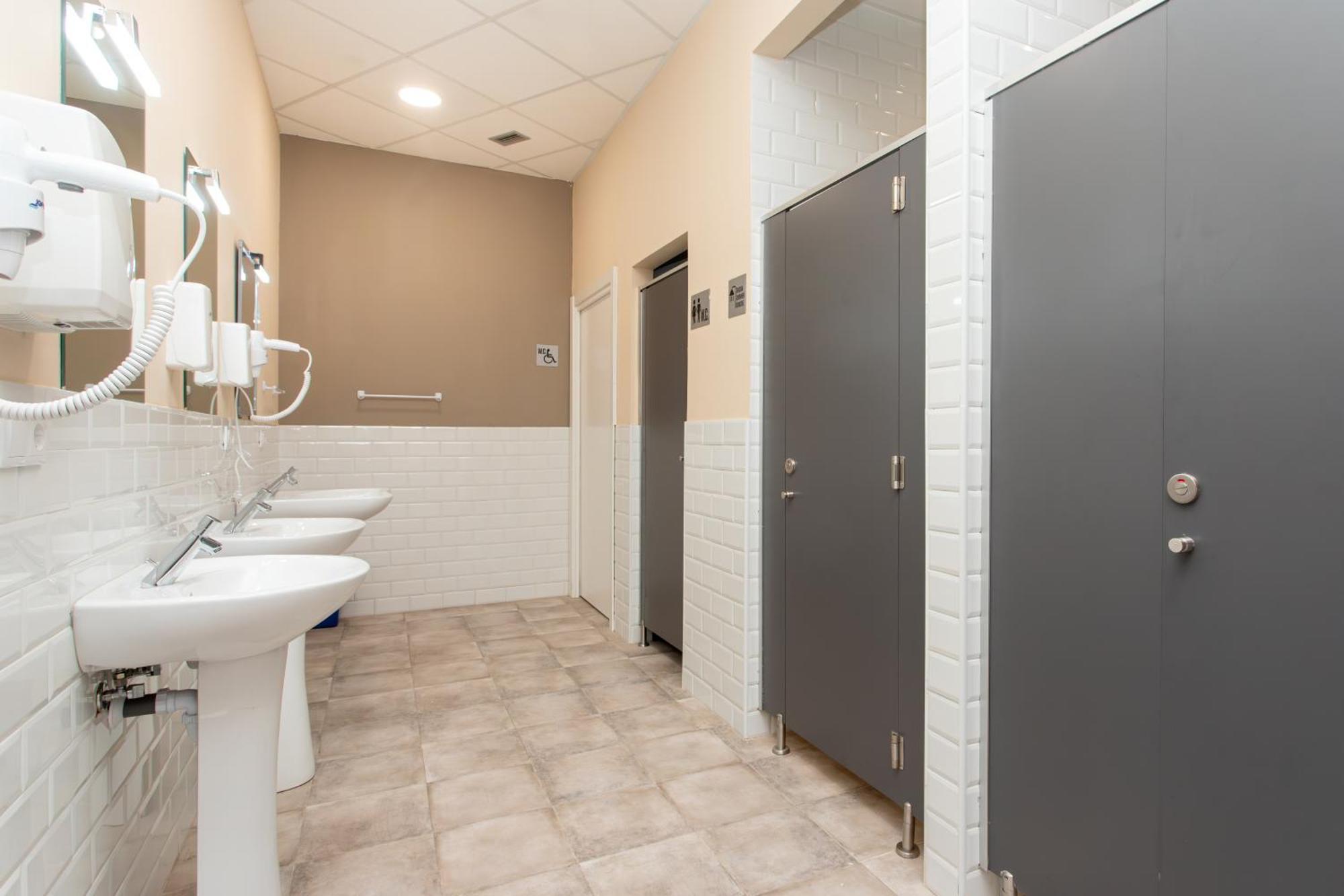Albergue Hostel Льянес Экстерьер фото